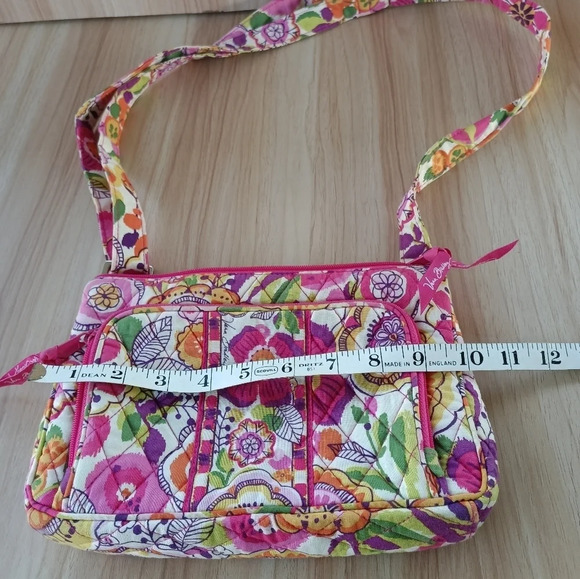 VERA BRADLEY quilted floral print cross body/shoulder bag - Picture 3 of 7